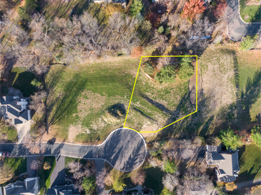 3941 White Oak Lane, Chanhassen, MN 55331 - Image #2