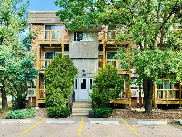 549 Ashland Avenue #F, Aurora, IL 60505