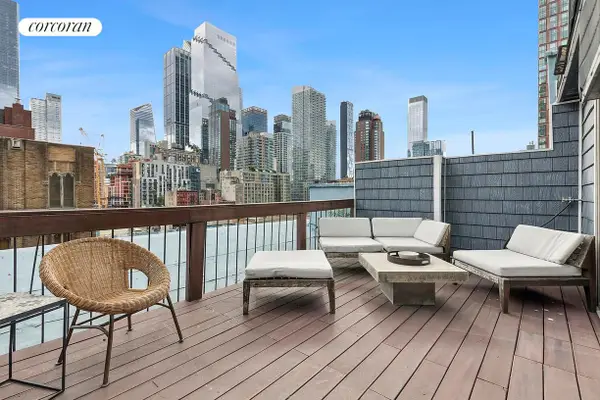 407 W 40th Street #5A, Manhattan, NY 10018