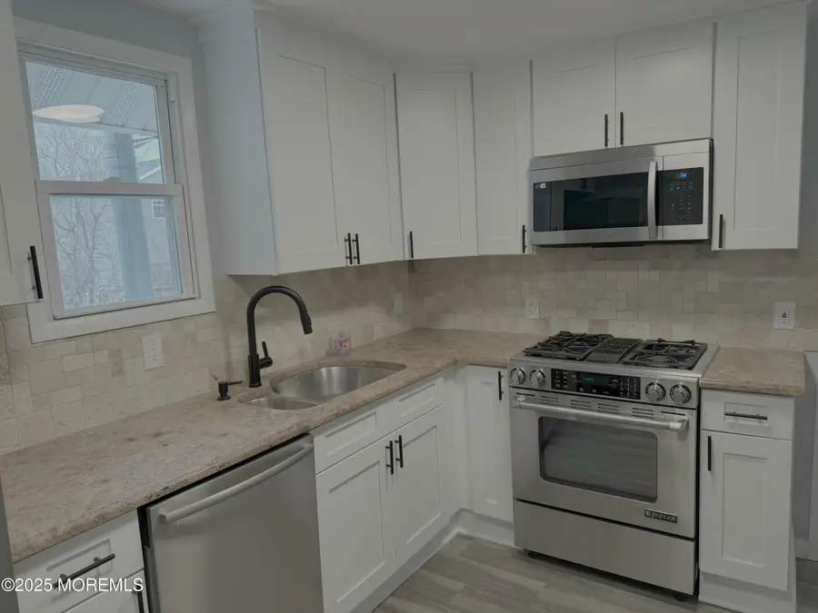 22 Bay Avenue, Keansburg, NJ 07734 - #3