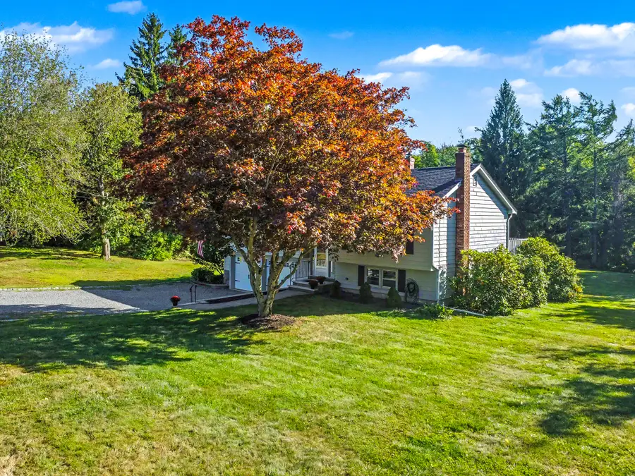 49 Meadowview Rd, North Andover, MA 01845 - #3