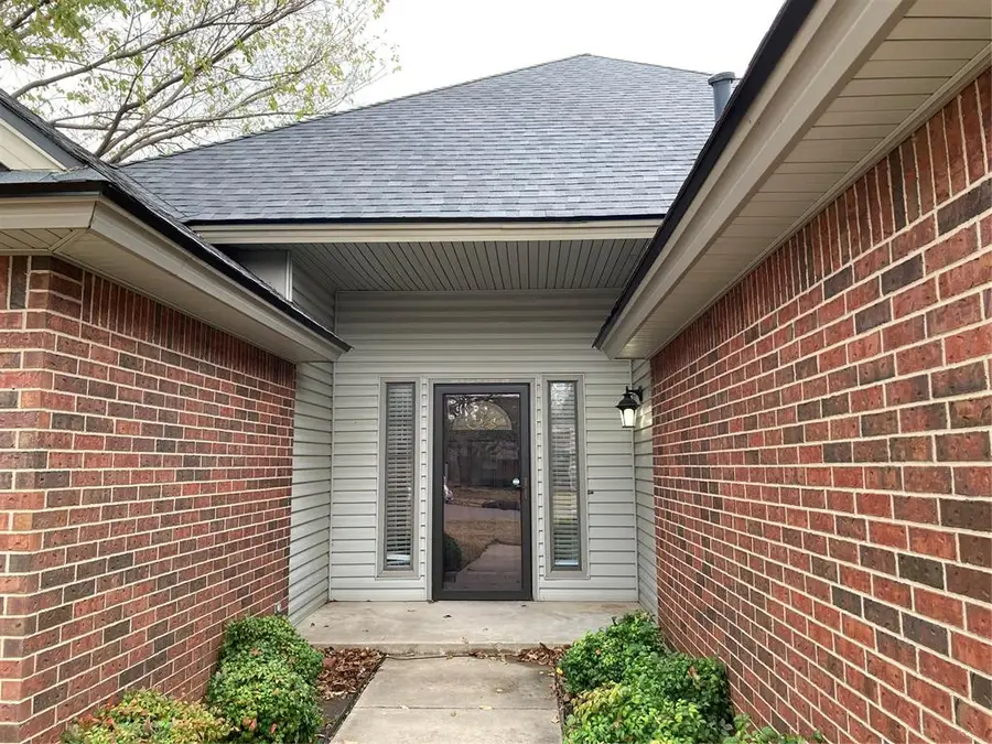 405 Rhoades Court, Norman, OK 73072 - #3
