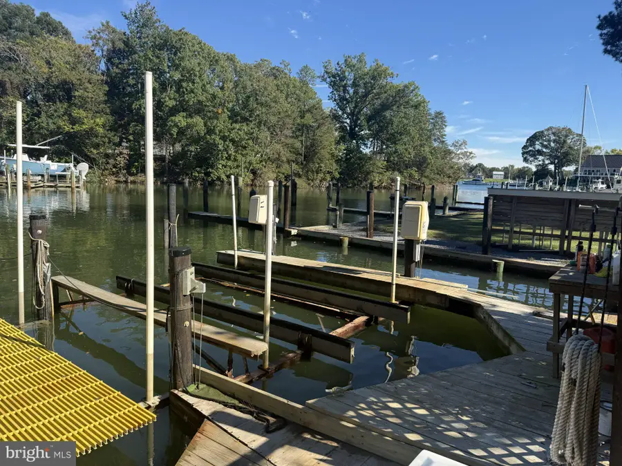 560 Twin Cove Lane, Dowell, MD 20629 - #2