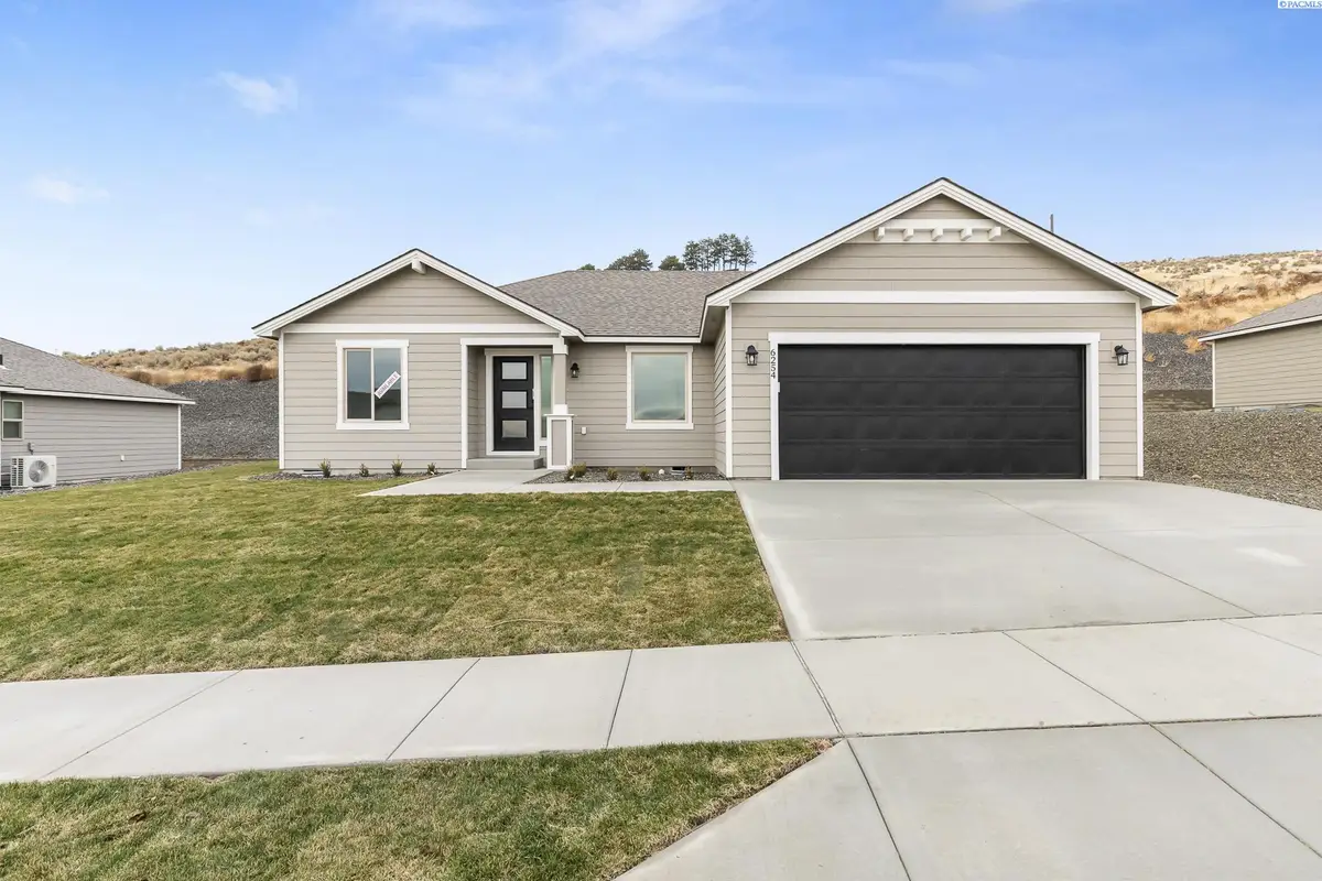 6254 W 28th Ave, Kennewick, WA 99338 - Image #1