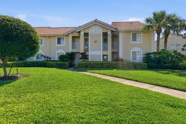7736 Jewel Lane #W103, Naples, FL 34109