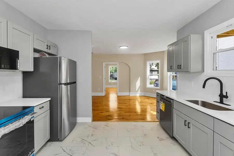 58 Euclid Ave, Springfield, MA 01108 - #3