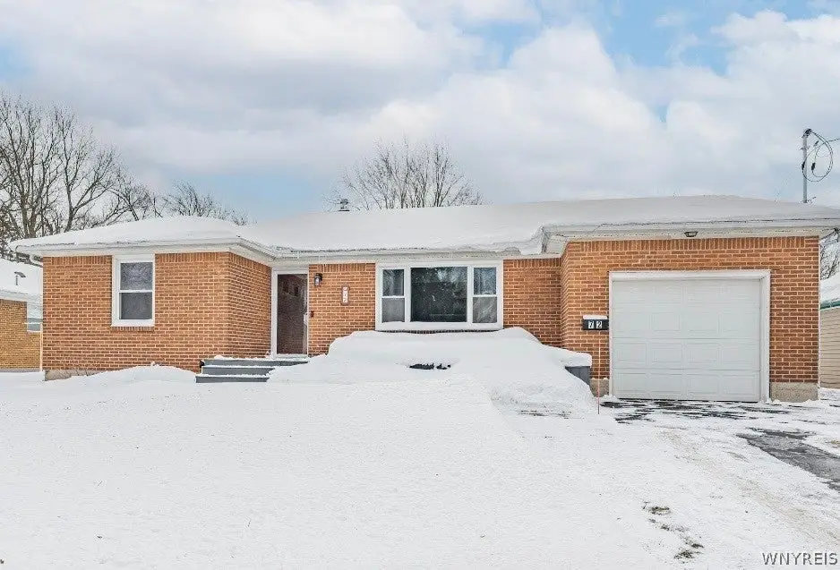 72 Outwater Drive, Lockport, NY 14094 - #1