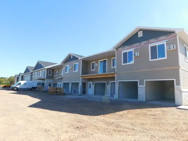 401 Kyes Street Unit #101, Merrill, WI 54452
