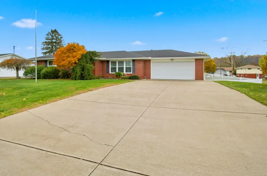 310 Elm Street, Duncan Falls, OH 43734 - Image #3