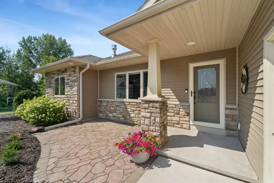 2398 W Barley Way, Appleton, WI 54913 - #2