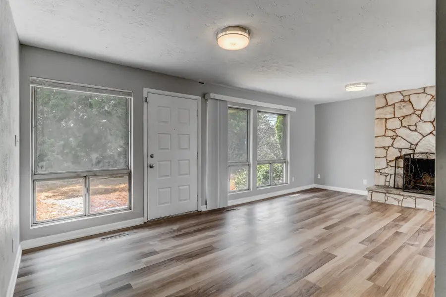 6773 S 1300 W, West Jordan, UT 84084 - Image #2