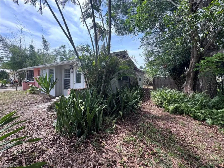 1297 Ingraham Street, Naples, FL 34103 - #3