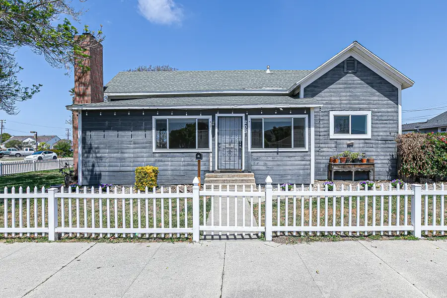 203 E Walnut, Lompoc, CA 93436 - #2
