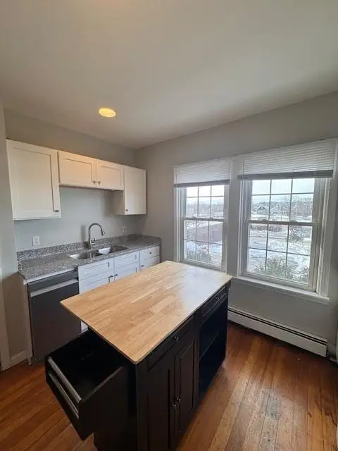 17 Sixth Street #2 #2, Providence, RI 02906