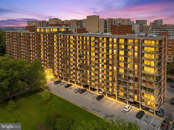 1300 Army Navy Dr #608, ARLINGTON, VA 22202