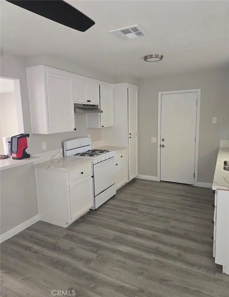 18605 New Hampshire #B, Adelanto, CA 92301 - #2