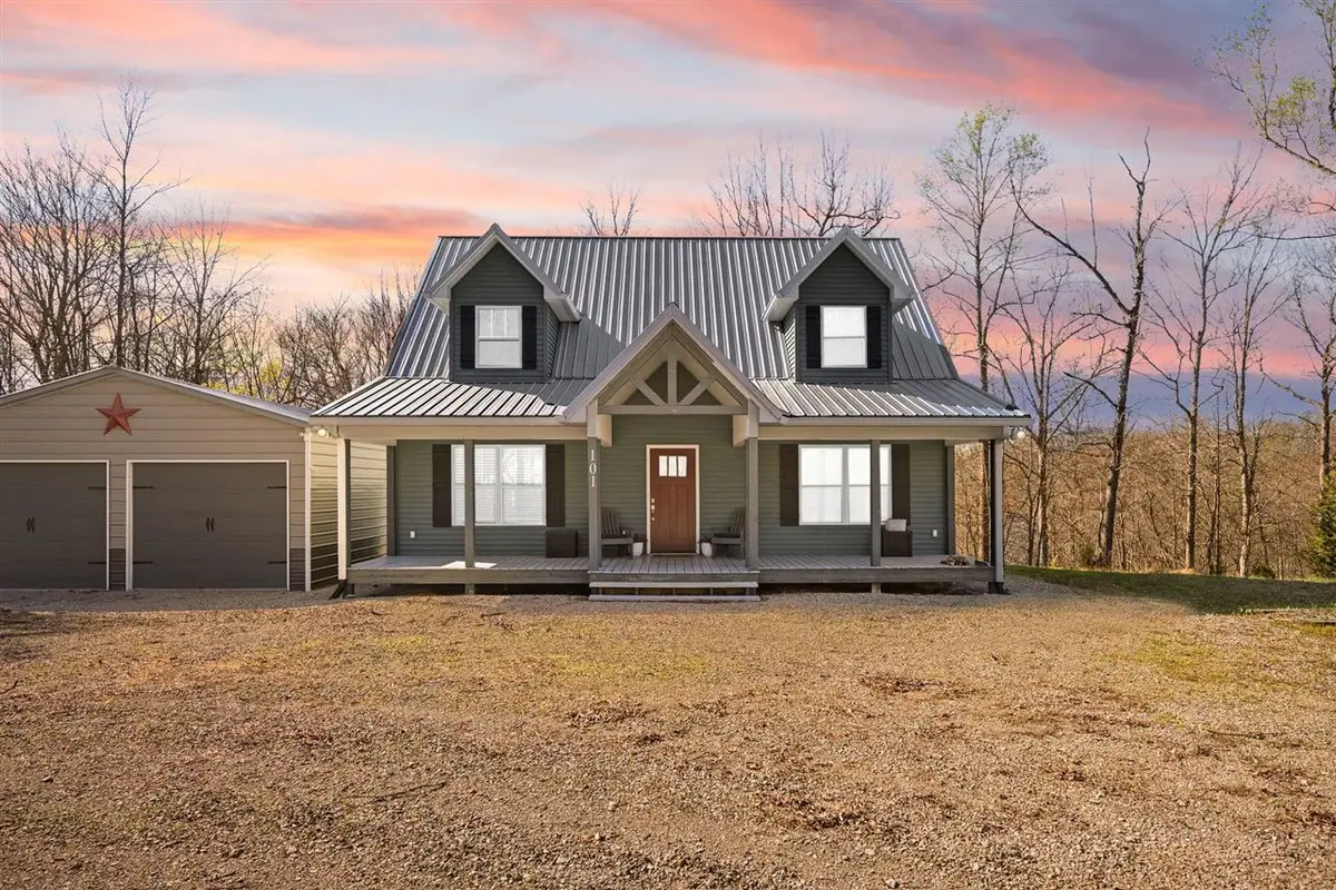 101 Cherry Ln, Bee Spring, KY 42207 - #1