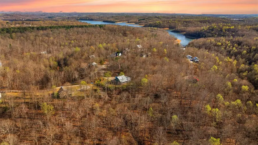 101 Cherry Ln, Bee Spring, KY 42207 - #3