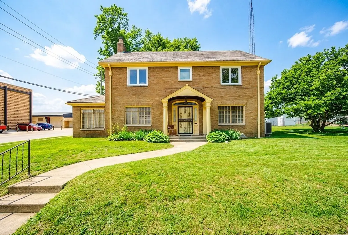 2003 Indiana Avenue, Connersville, IN 47331 - #1