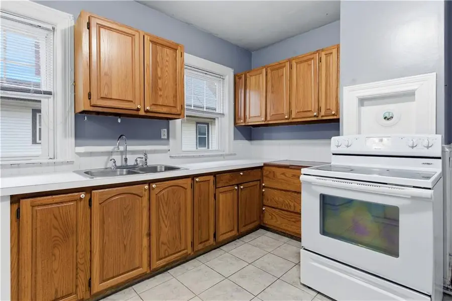 63 Park Avenue , 2, Cranston, RI 02905 - #2