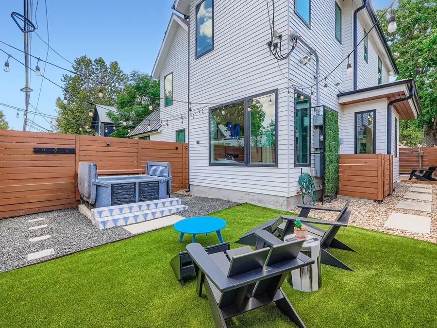 512 Sacramento Dr, Unit A #A, Austin, TX 78704 - #3