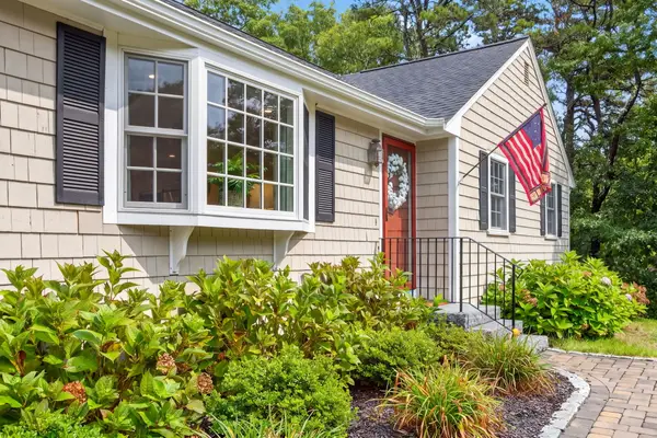 90 Lady Slipper Drive, Dennis, MA 02638