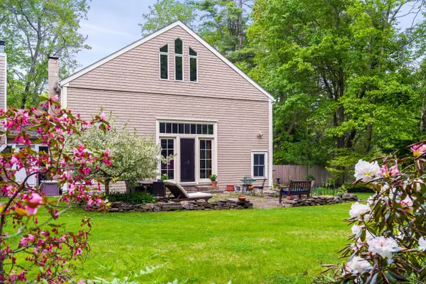 9 Conifer Ridge Road, Cumberland, ME 04110