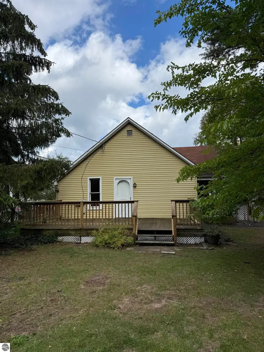 932 E State, Traverse City, MI 49686 - #3