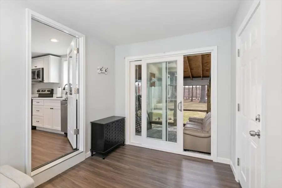 18 Old Road, Plaistow, NH 03865 - #3