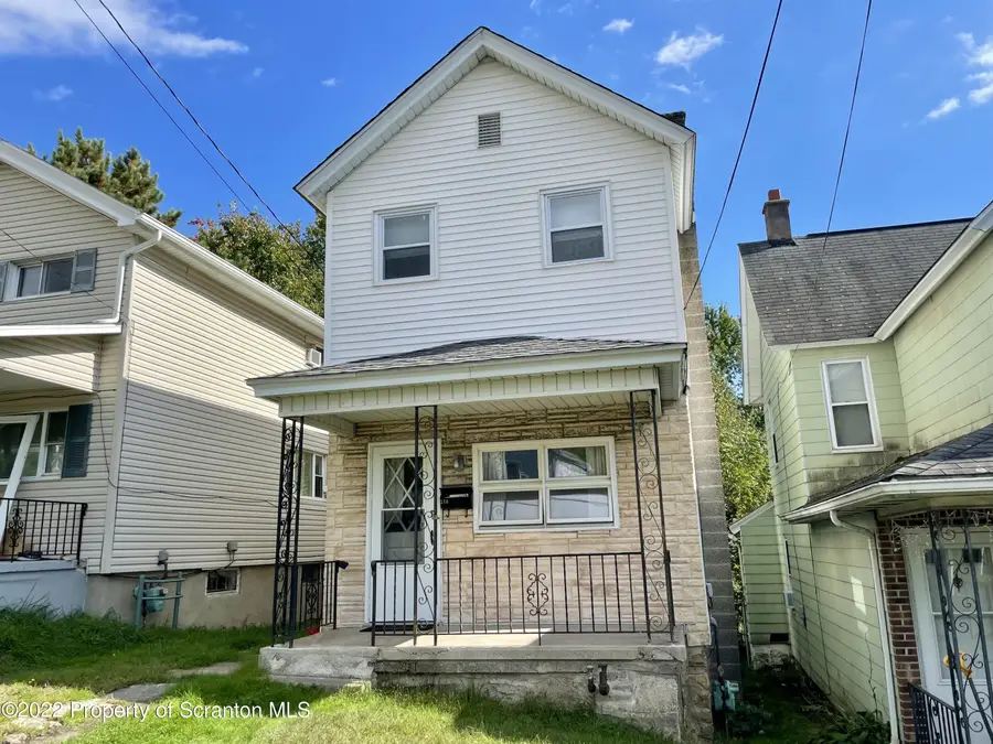 218 N Everett Ave, Scranton, PA 18504 - #2