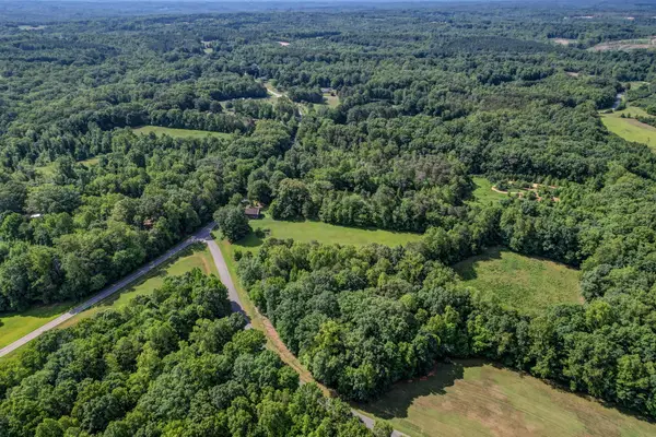 00 Henry Road, Madison, NC 27025