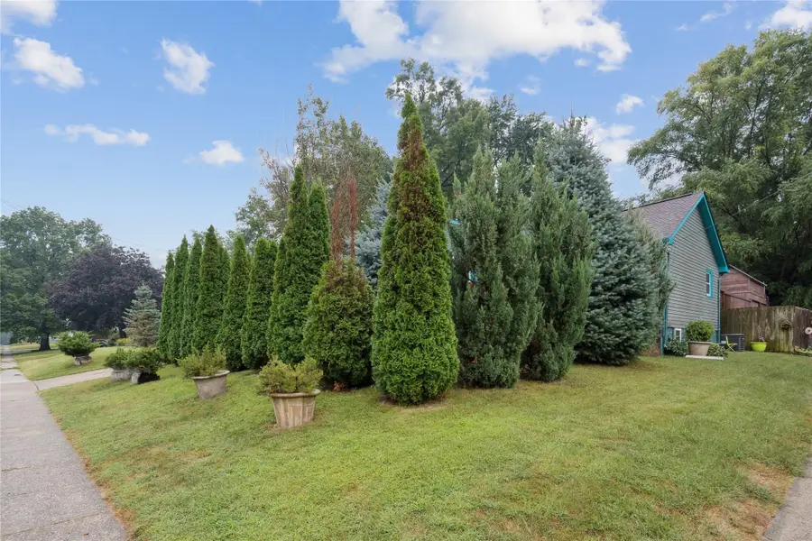 1616 Porter Avenue, Des Moines, IA 50315 - Image #2