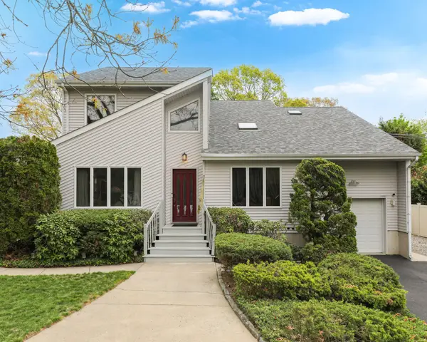 180 Central Avenue, Island Heights, NJ 08732