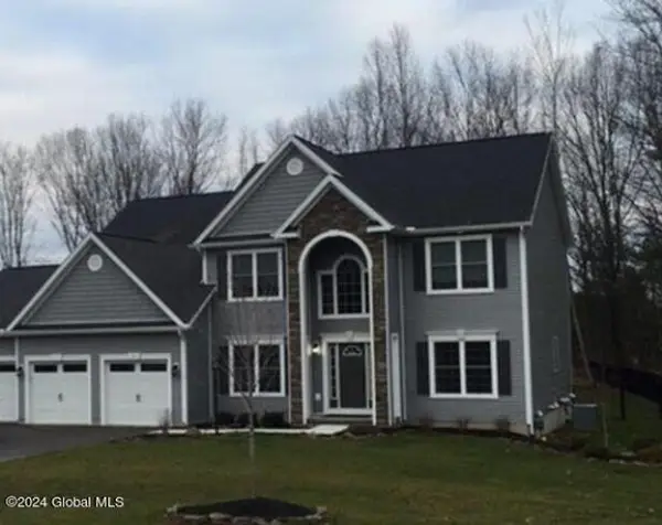 41 Jack Drive, Halfmoon, NY 12118