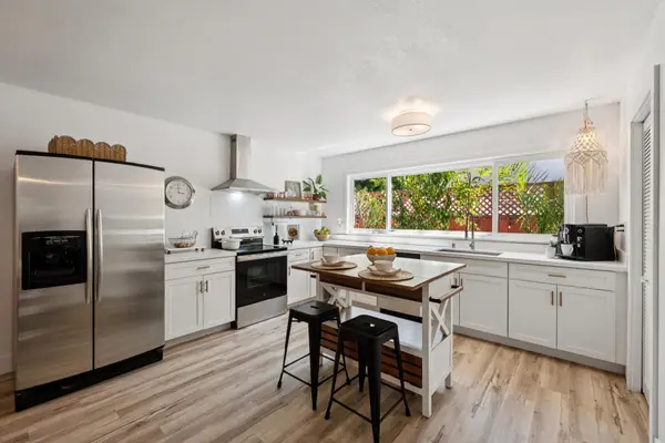 985 Emily Avenue, Rohnert Park, CA 94928