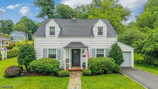 11 Manor Rd, Verona Twp., NJ 07044
