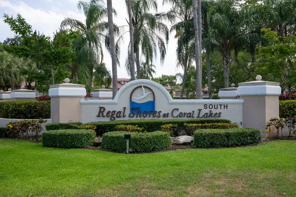 5952 Regal Glen Drive, Boynton Beach, FL 33437