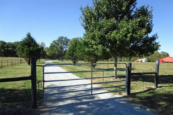 144 Mary Adams Rd, Franklin, KY 42134