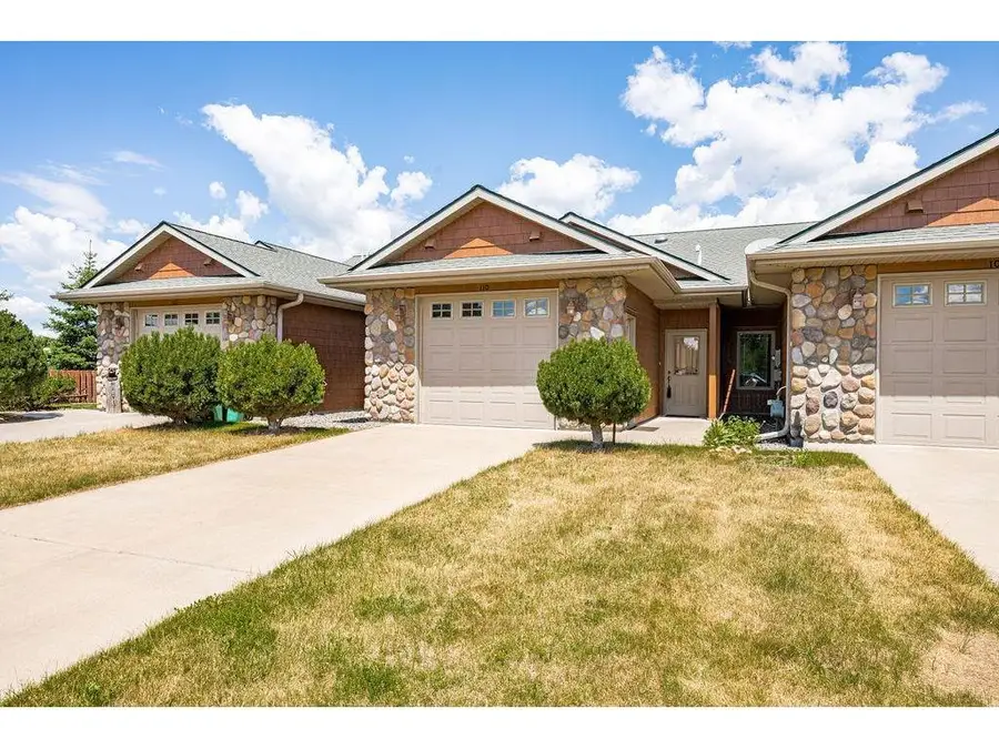 205 SE 17th Street, Grand Rapids, MN 55744 - #2