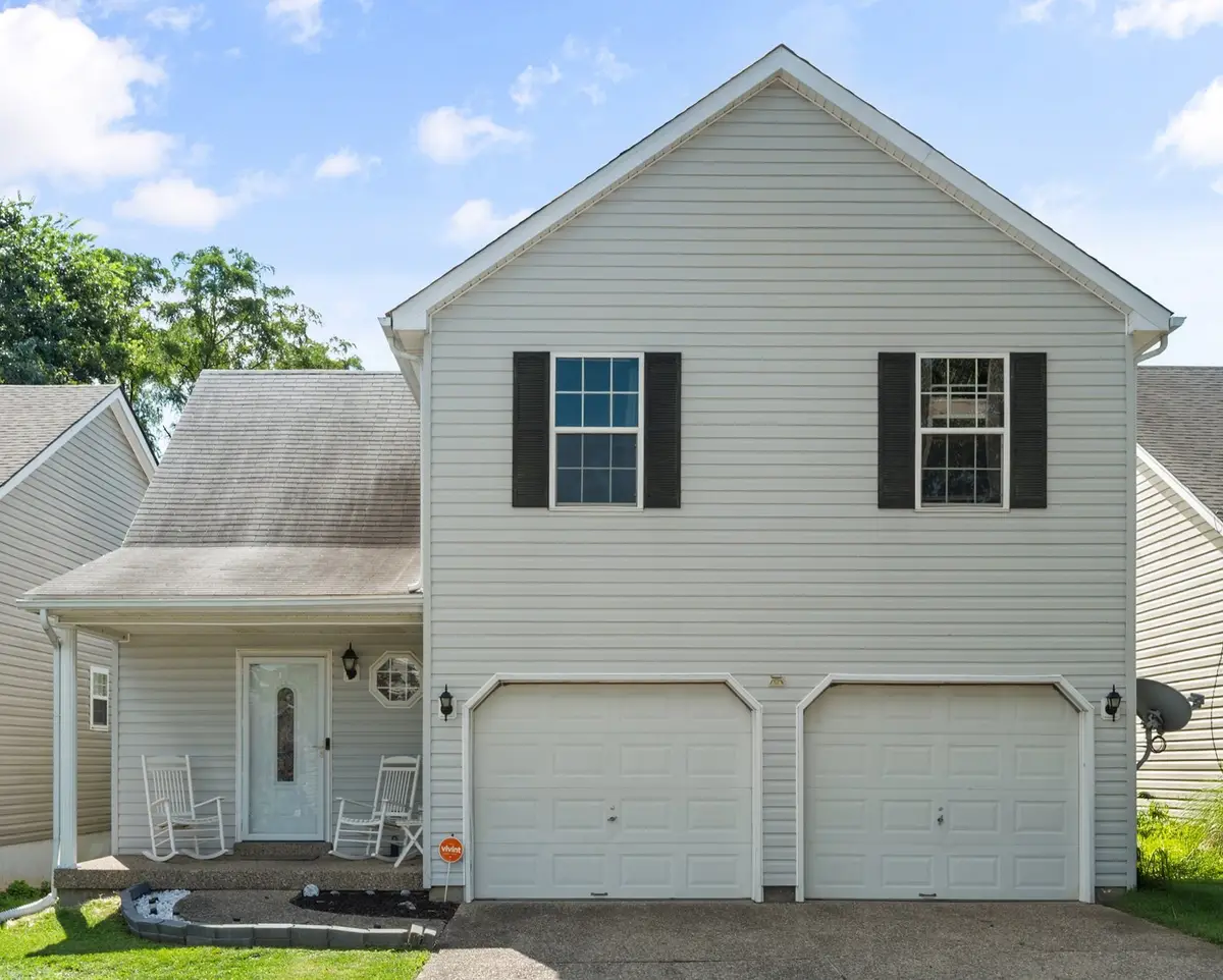 3913 Mimosa View Dr, Louisville, KY 40299 - #1