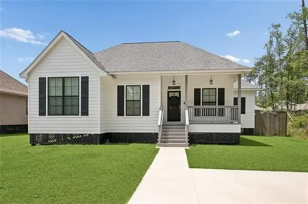 60407 VERMILLION Drive, Lacombe, LA 70445