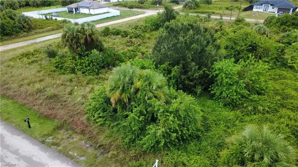 741 Cardinal Street E, Lehigh Acres, FL 33974
