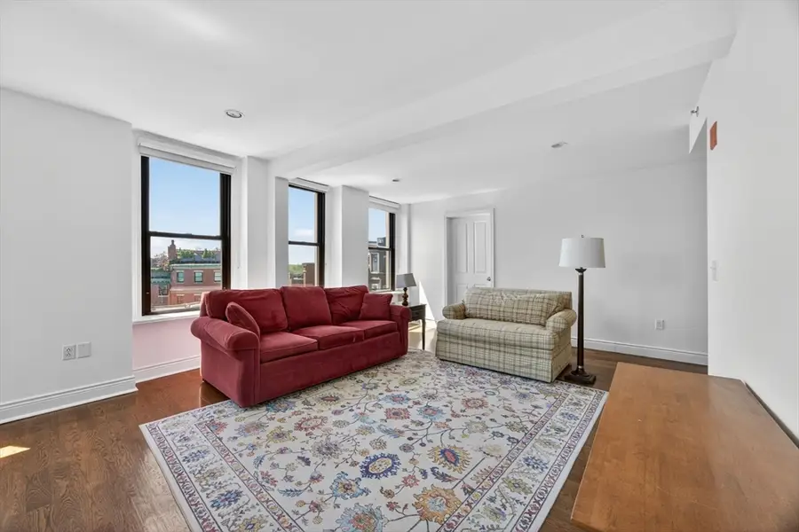 4 Charlesgate E , #701, Boston, MA 02215 - #2