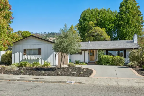 516 Oak Lake Avenue, Santa Rosa, CA 95409