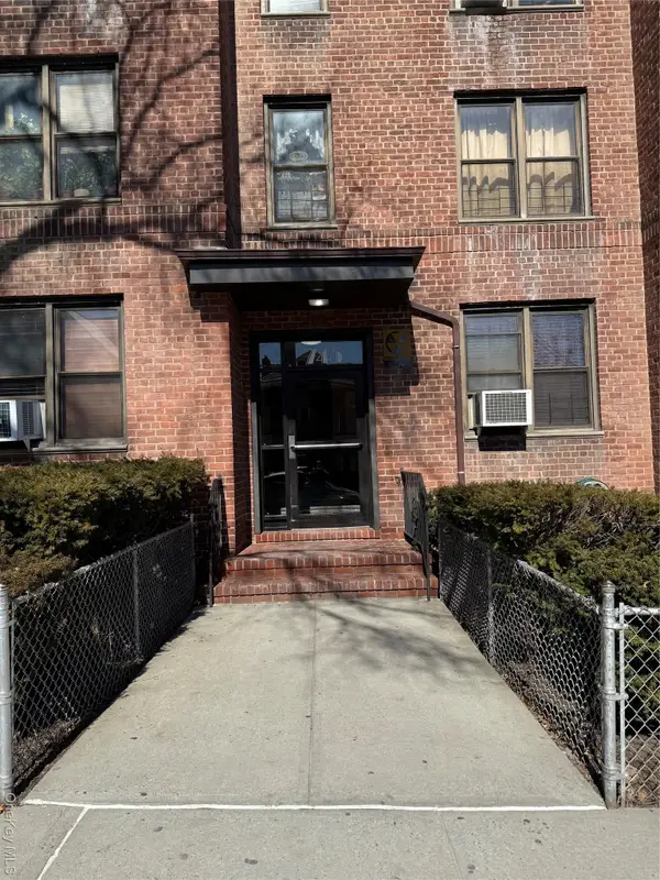 745 E 231st Street #3F, Bronx, NY 10466