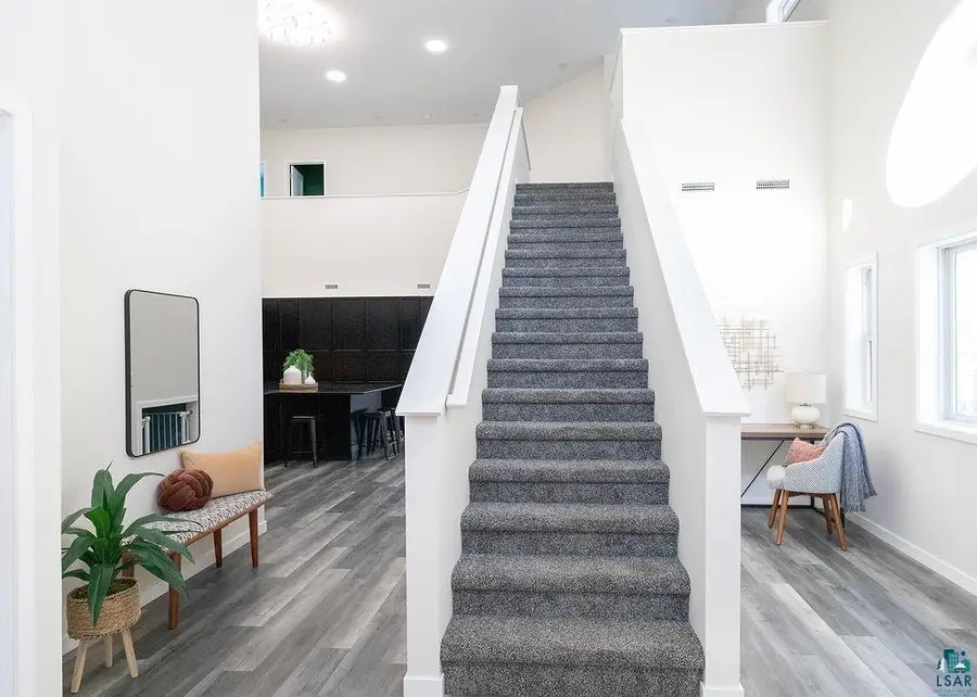 417 Elk St, Duluth, MN 55804 - #2