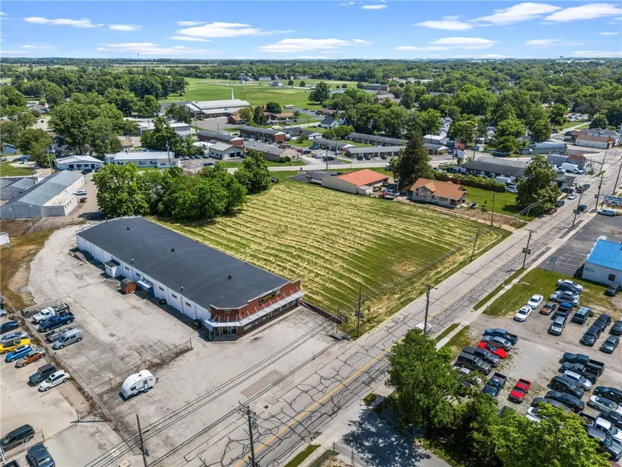 1053 W Main Street, Wilmington, OH 45177 - #3