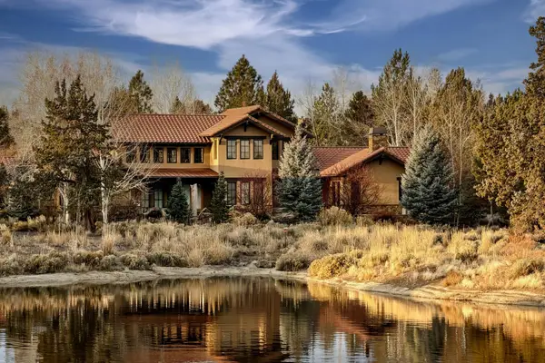 23098 Watercourse Way, Bend, OR 97701