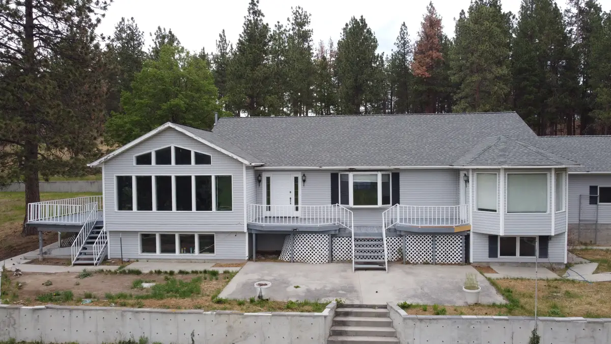 382 Sweathouse Creek Road, Victor, MT 59875 - #1