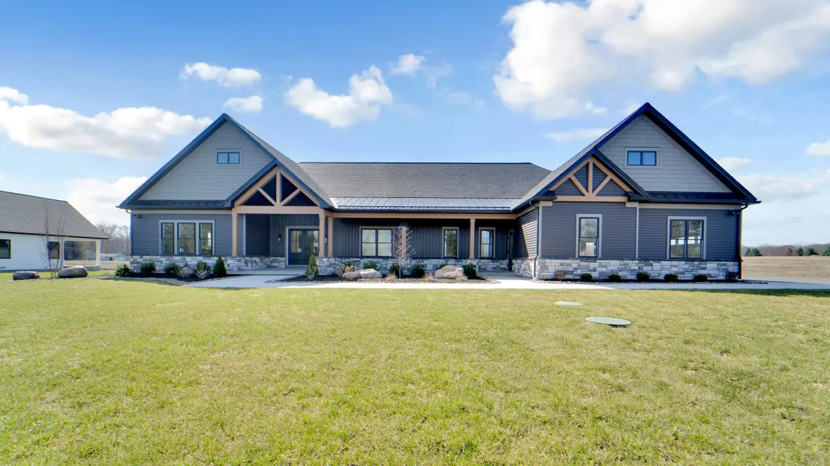 284 Whittier Road, Spencerport, NY 14559 - Image #1